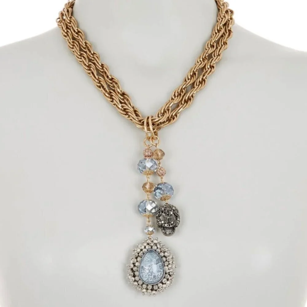 NWT Vintage Y2K  Betsey Johnson Chunky Chain Pendant Necklace Gold Skull